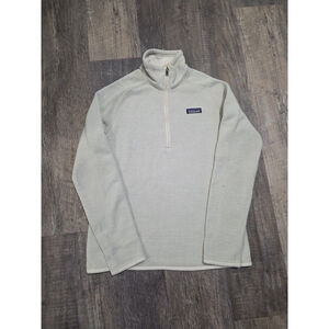 Patagonia Cream Colored 1/3 Zip Jacket Size Medium